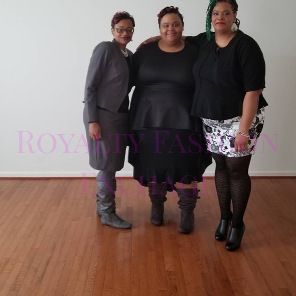 London Peplum Hi-Low Top - Picture 3 of 4